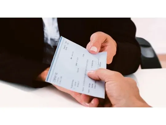 pymes-pueden-negociar-sus-cheques-al-40-el-mercado