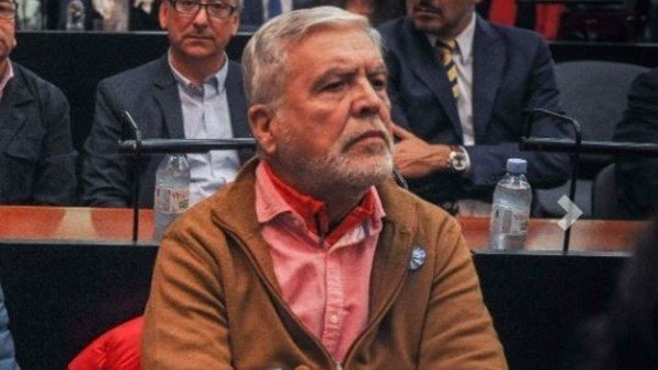 JULIO DE VIDO