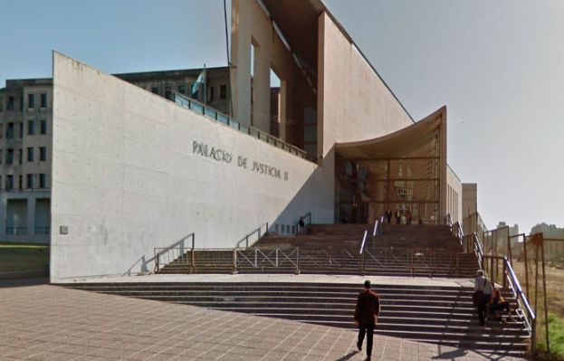 Tribunales