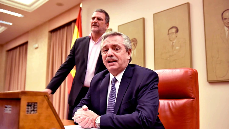 ALABERTO FERNÁNDEZ