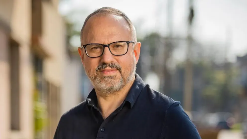 4SMBOCVAN5FUVCGGK7F5A5X5B4