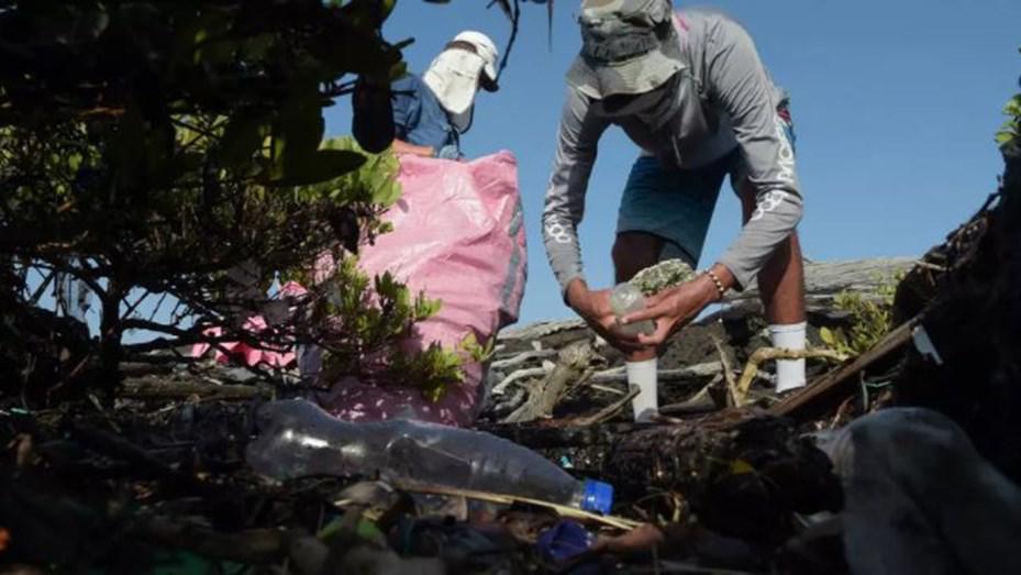 basura-en-galapagos