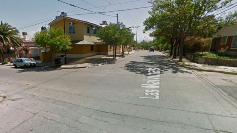 carlos-paz-cordoba-pareja-policia