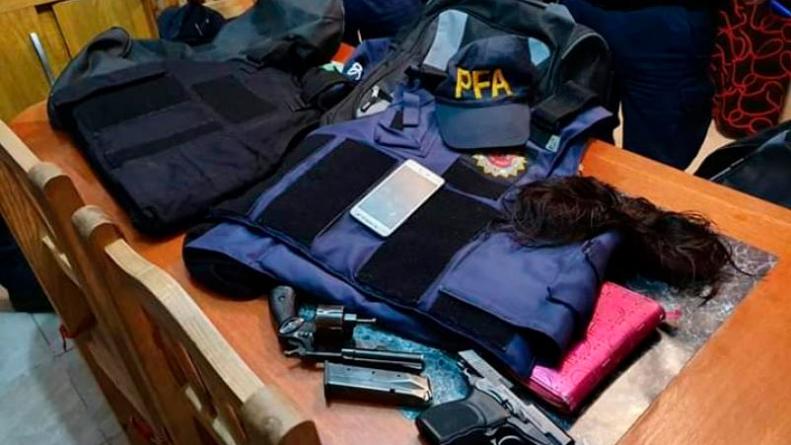 chalecos-armas-robo-colectivo-la-salada