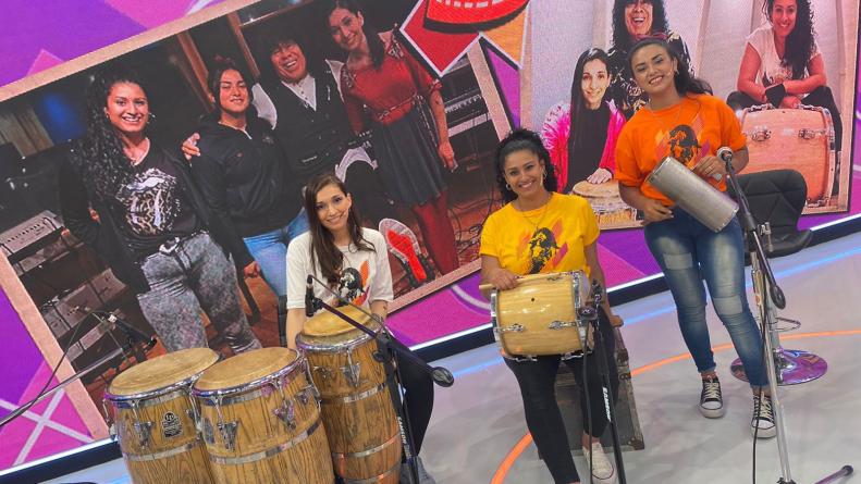percusionistas la mona jimenez mujeres laura celeste juli