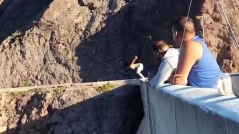 mendoza san rafael dique valle grande hombre salto borracho