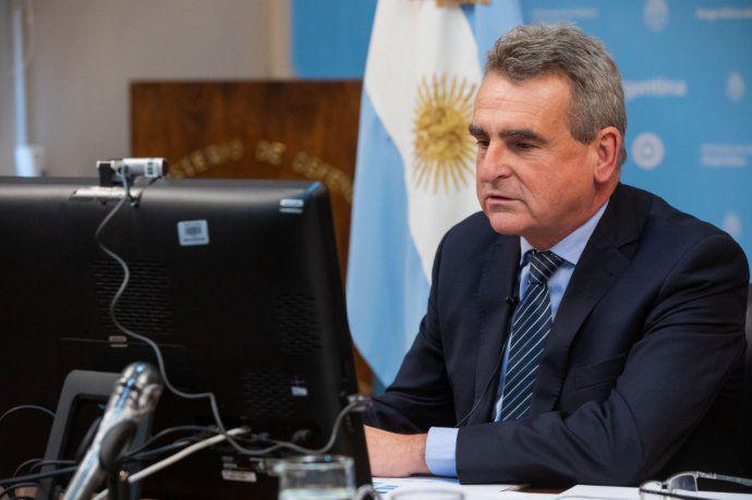 pretendian-establecer-una-conduccion-paralela-las-fuerzas-armadas-sostuvo-el-ministro-defensa