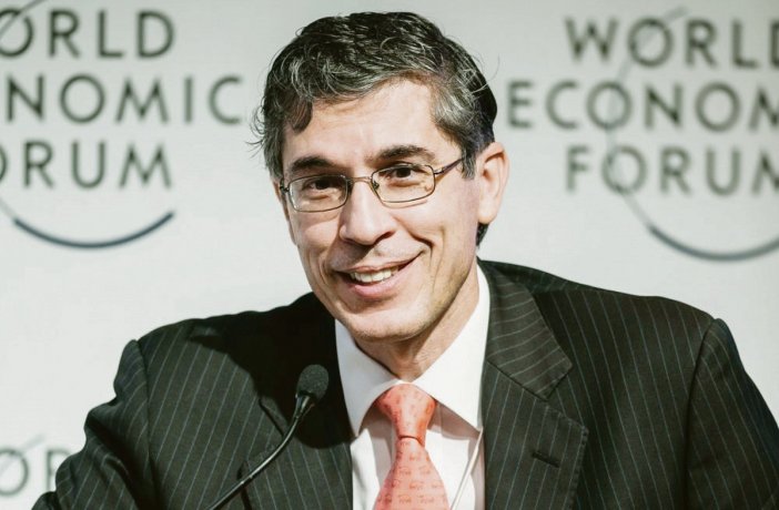 AGUSTÍN ETCHEBARNE
