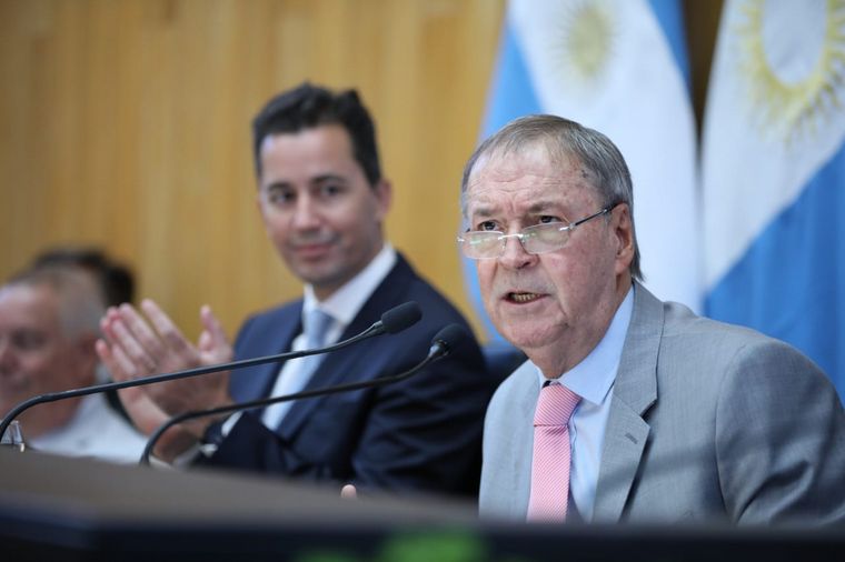 JUAN SCHIARETTI