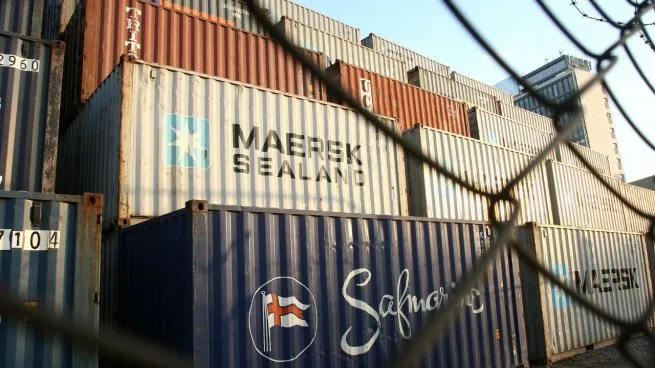importaciones-exportaciones-comercio-contenedores-puerto-aduana-petunchijpg.wjpg