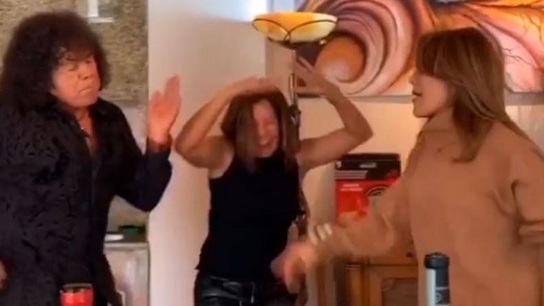 la-mona-jimenez-hijas