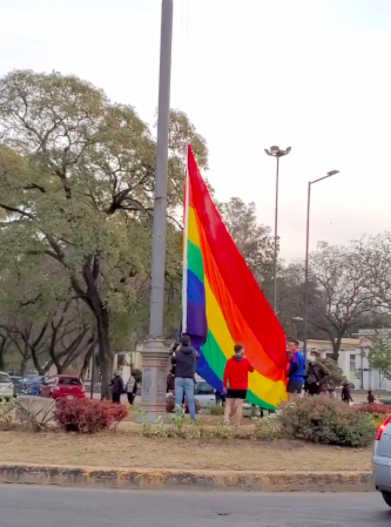 bandera lgbt parque sarmiento dia del orgullo