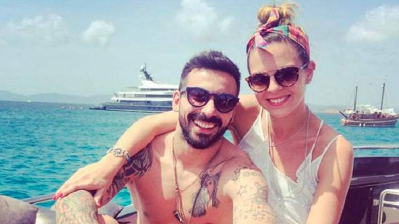 yanina-screpante-pocho-lavezzi-compensación-dinero-justicia