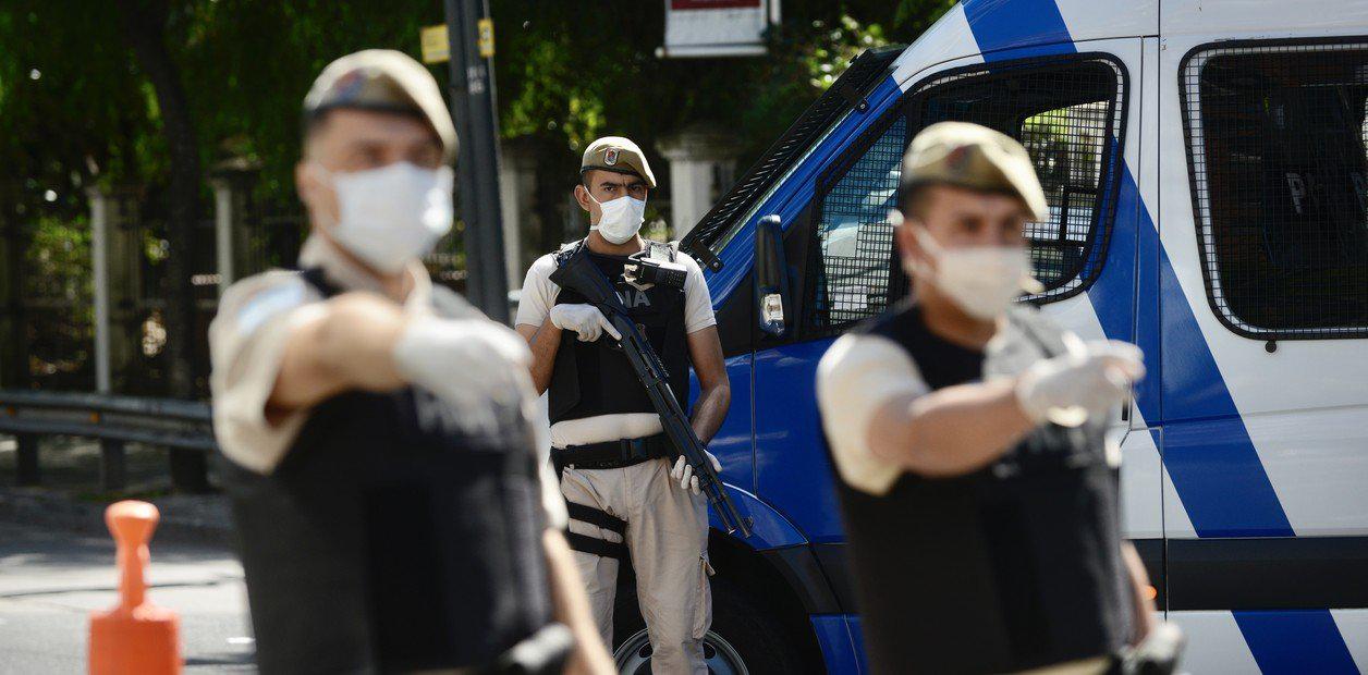 coronavirus-en-argentina-los-controles___8JjDUZii2_1256x620__1