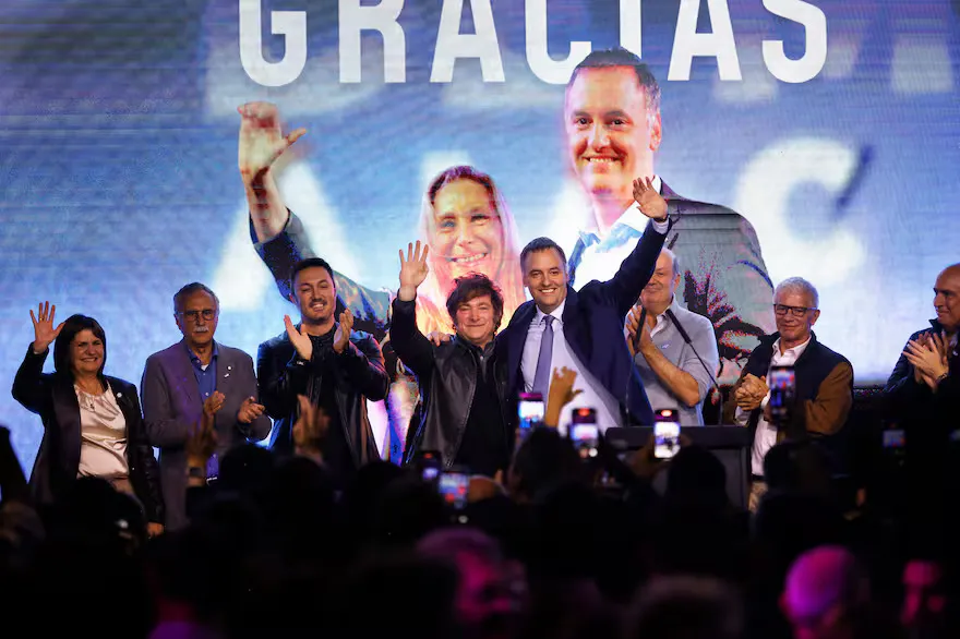 festejo-de-adorni-junto-al-presidente-javier-B6VO7OX7Z5DRXDGZHKVYWCHSVM