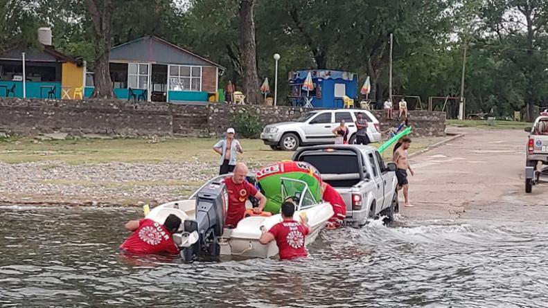 rescate-personas-dique-embalse
