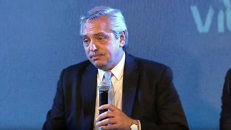 ALBERTO FERNÁNDEZ