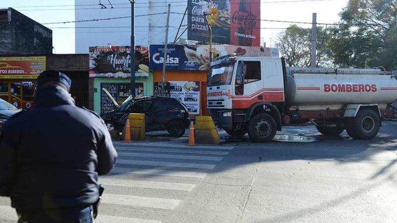 detencion-bombero-autobomba-cordoba-alberdi