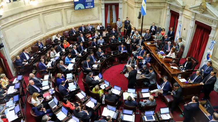 SENADO