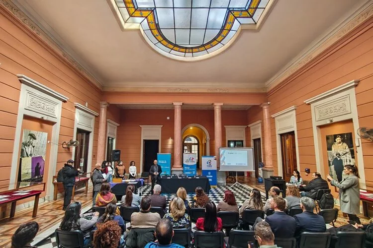Esta-abierta-la-Edicion-2026-de-los-concursos-Coloreando-Derechos-contra-el-Trabajo-Infantil-y-Tejiendo-Derechos-con-Palabras-750x500-optimized
