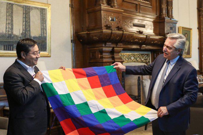 alberto-fernandez-junto-al-presidente-electo-bolivia-luis-arce