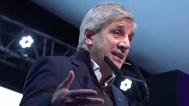 captura-luis-caputo-latam-forum-2026