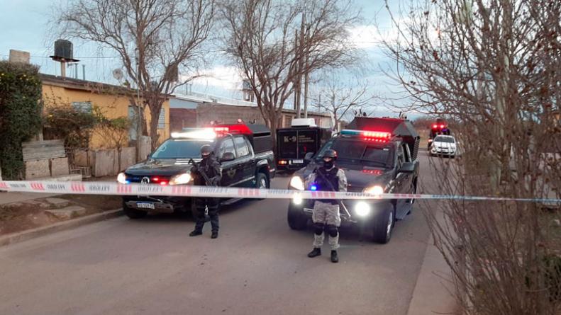 VILLA-ANGELELLI-II-FUERZA-POLICIAL-ANTINARCOTRAFICO-TIROTEO-DROGAS