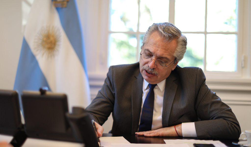 El-presidente-Alberto-Fernández-habló-con-la-canciller-federal-alemana-Ángela-Merkel-scaled-1