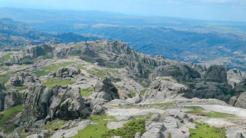 busqueda-cerro-los-gigantes-cordoba-mujer-tanti