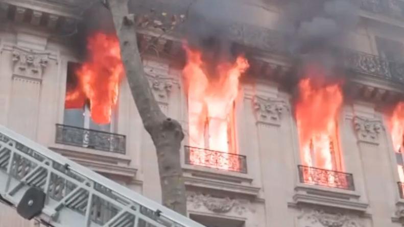 Incendio-enorme-paris