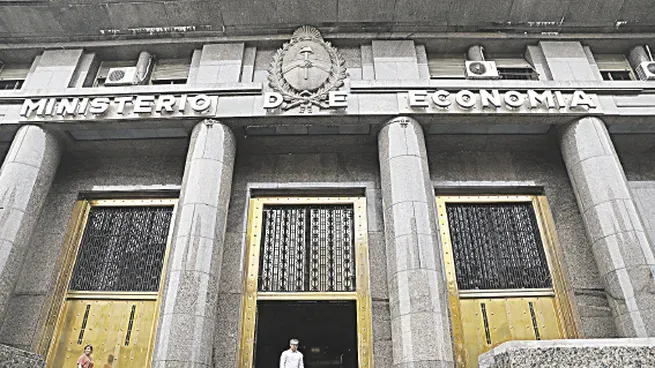 p11-ministerio-econo_optjpeg