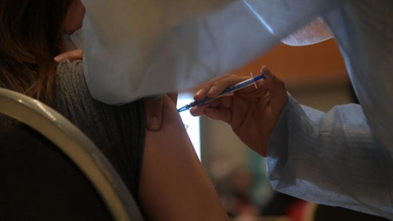vacunacion-adolescentes-sin-comorbilidades-coronavirus