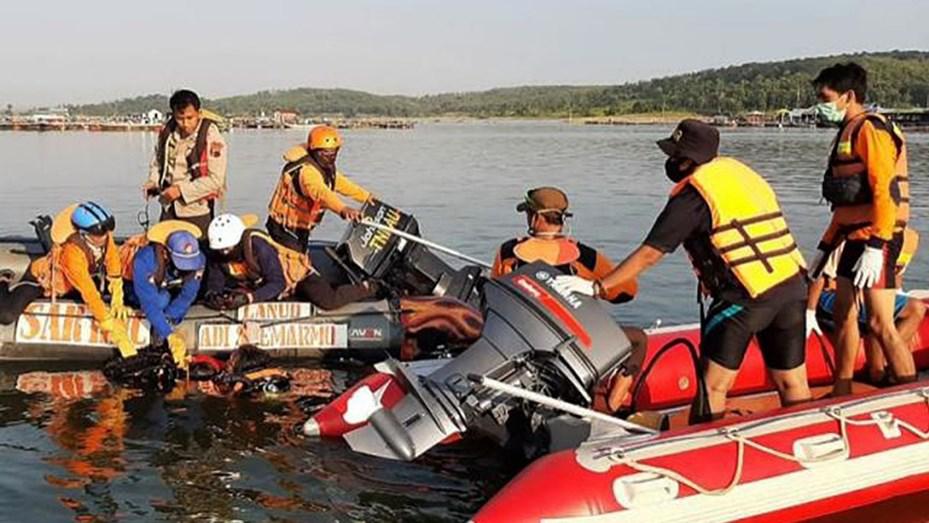 accidente-indonesia-bote